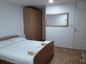 Room Nada